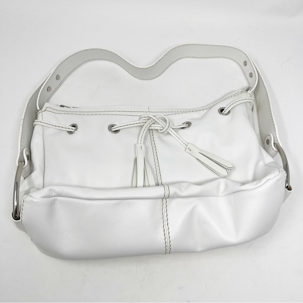 Bloomingdale’s White Leather Shoulder Bag Drawstring Zip Silver Accents - Picture 11 of 12